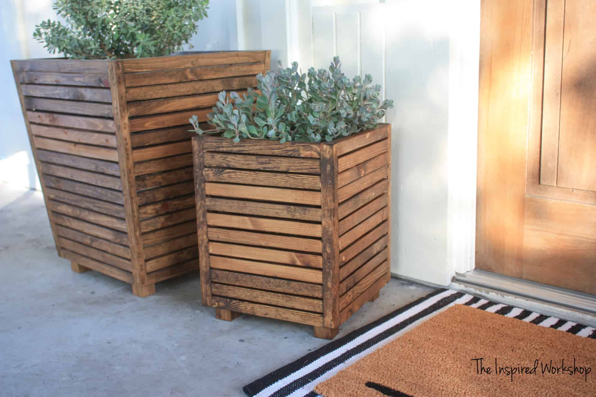 DIY Scrap Wood Outdoor PLanter