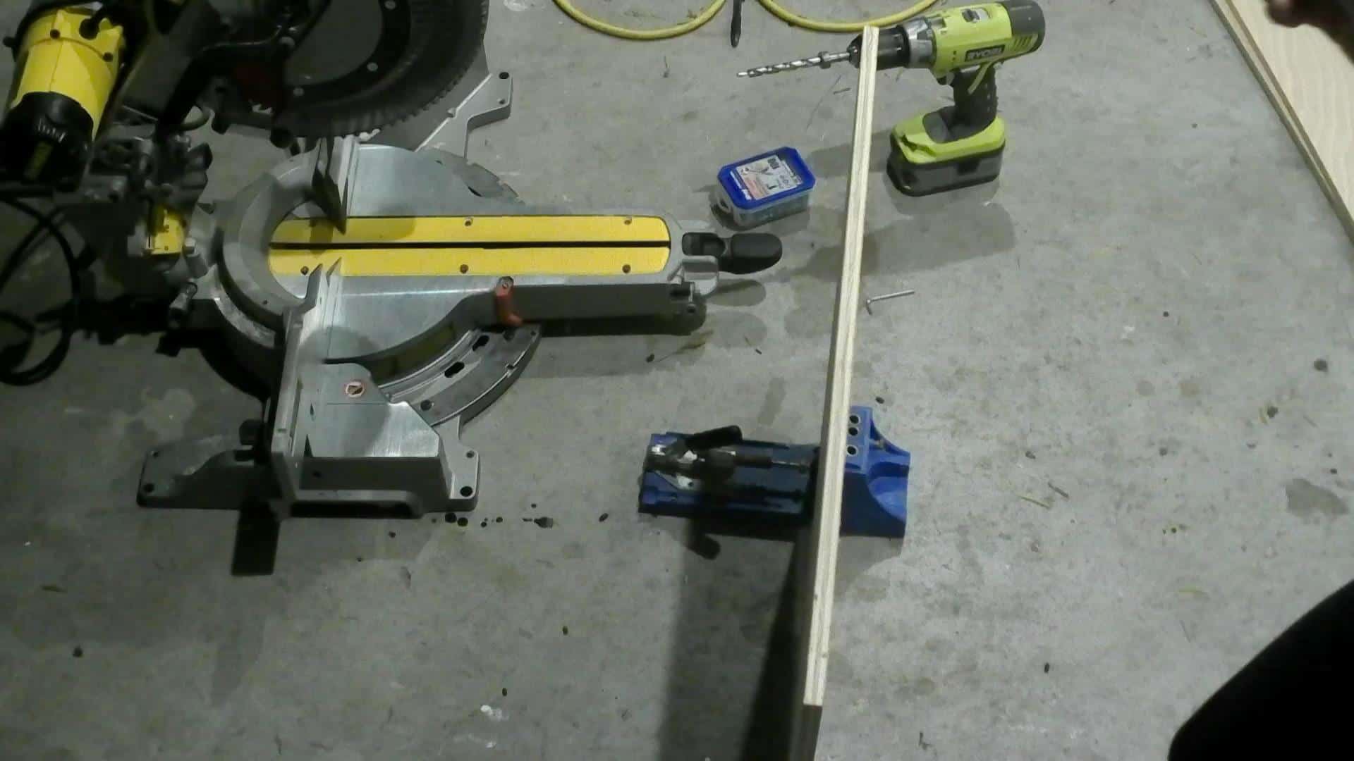 Drilling pocket holes with the Kreg Jig