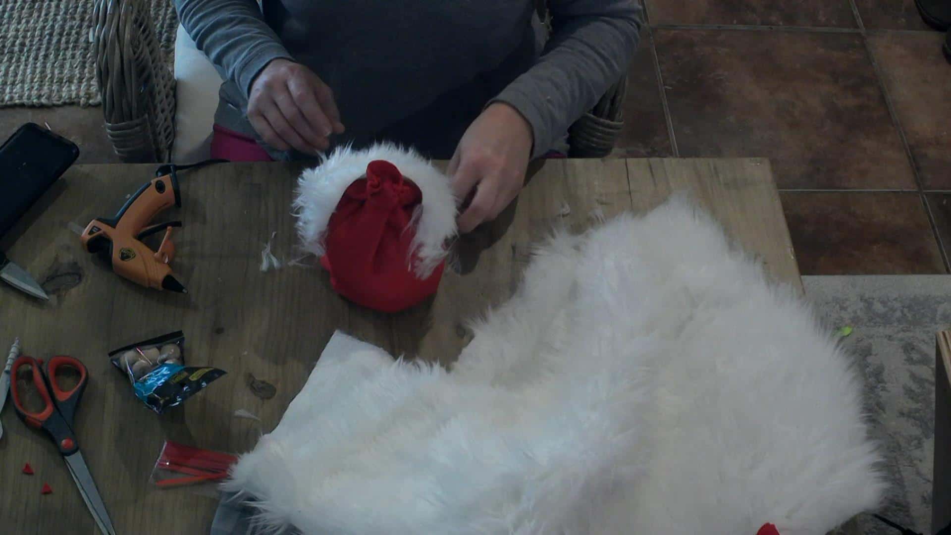 DIY Holiday Gnomes - making the beard