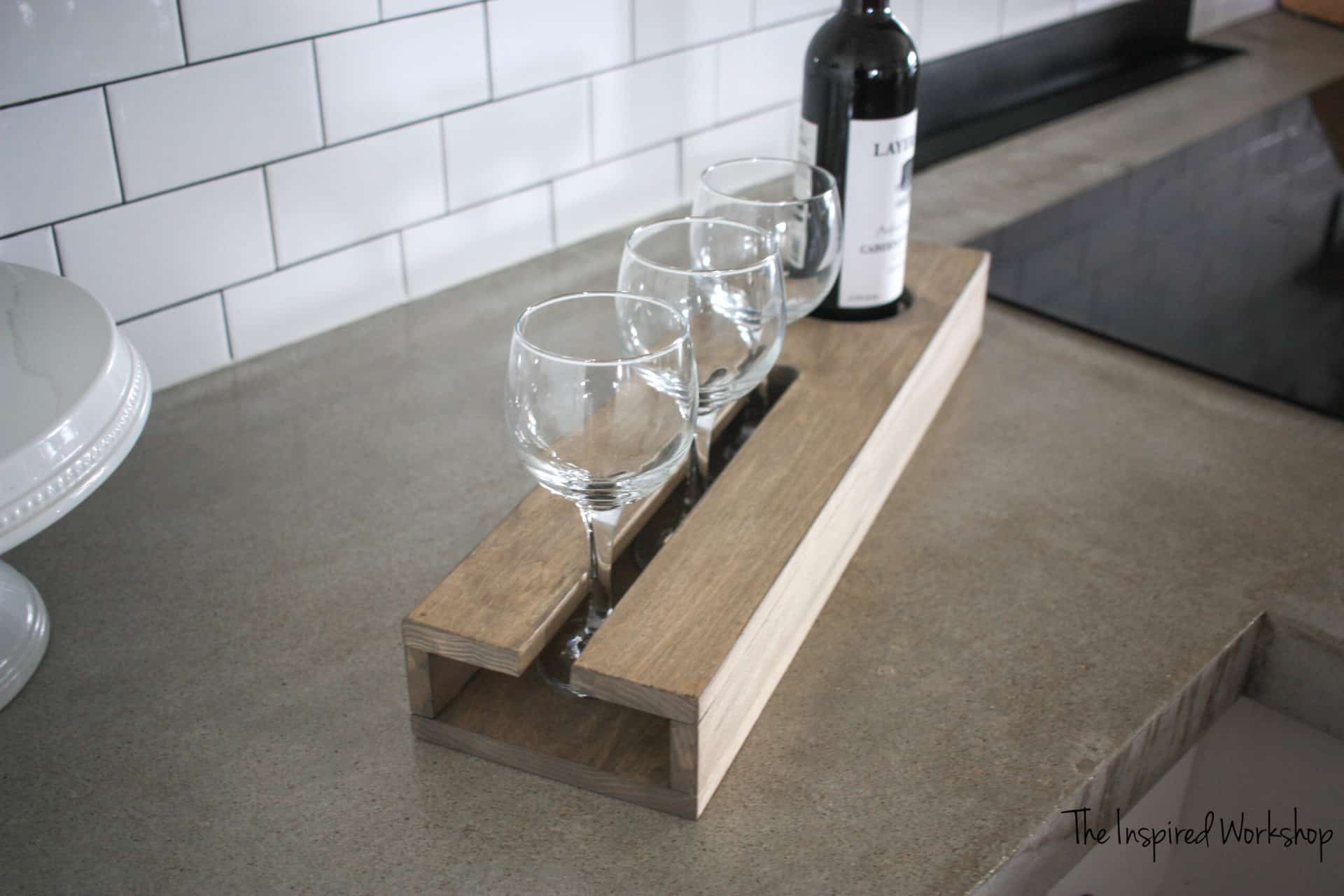 https://theinspiredworkshop.com/wp-content/uploads/2020/01/DIY-Wine-Caddy22-1-of-1-scaled.jpg