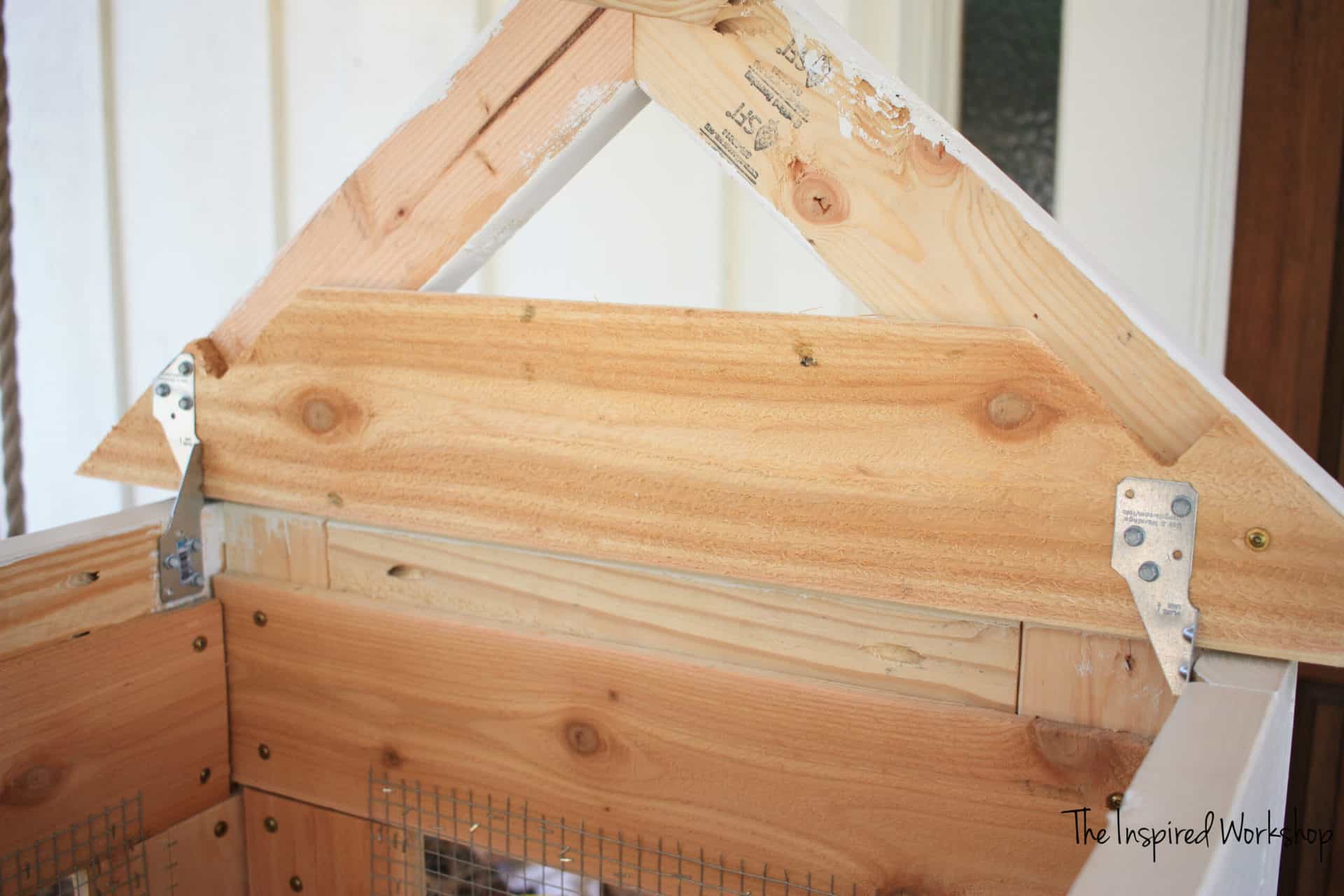 DIY Small Chicken Coop