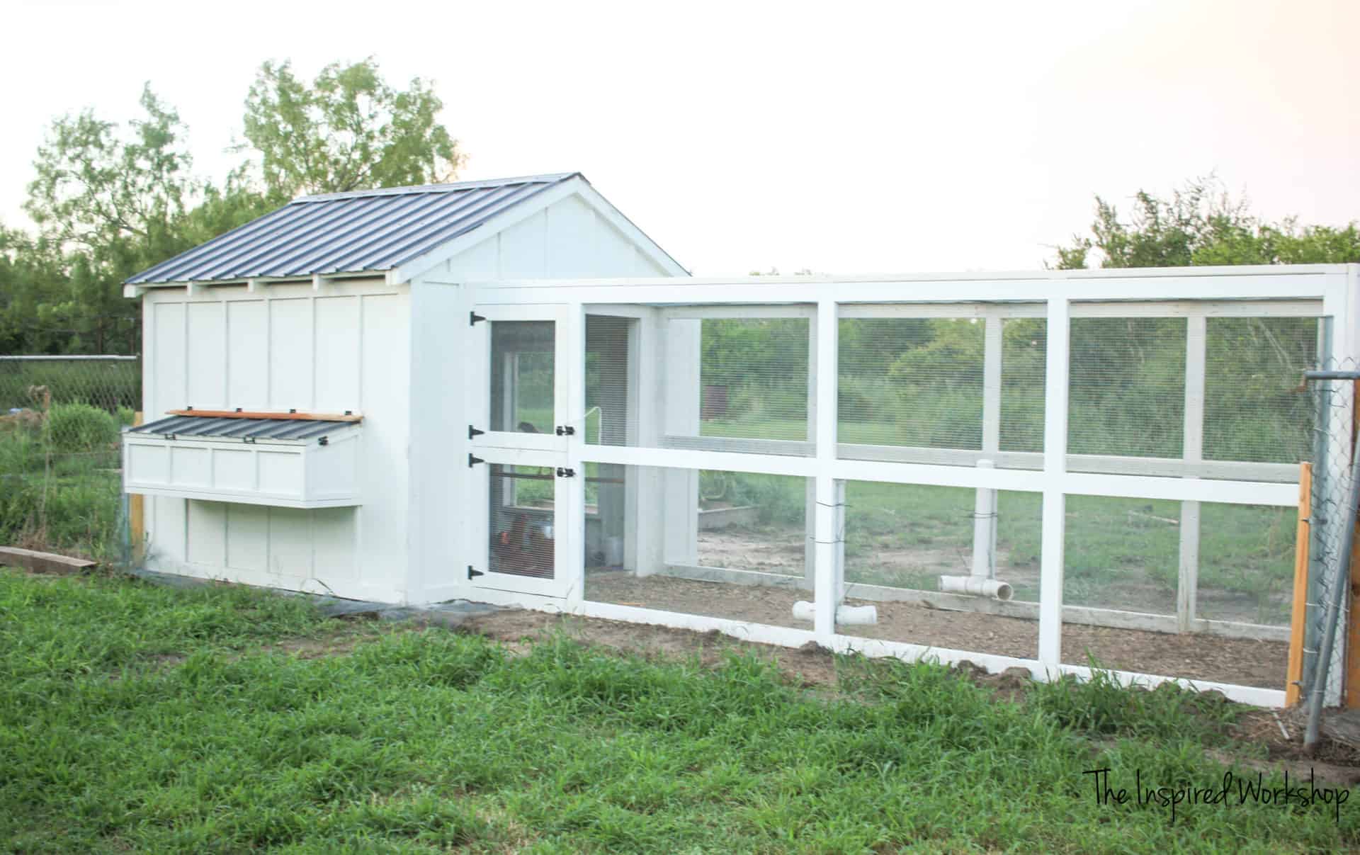 Plans for chicken coop include the run on the chicken coop which is shown close up