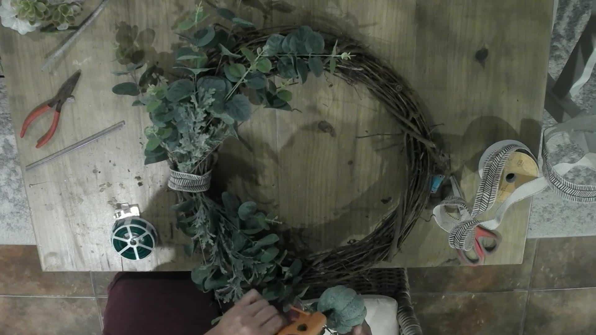 DIY Front Door Wreath for Fall