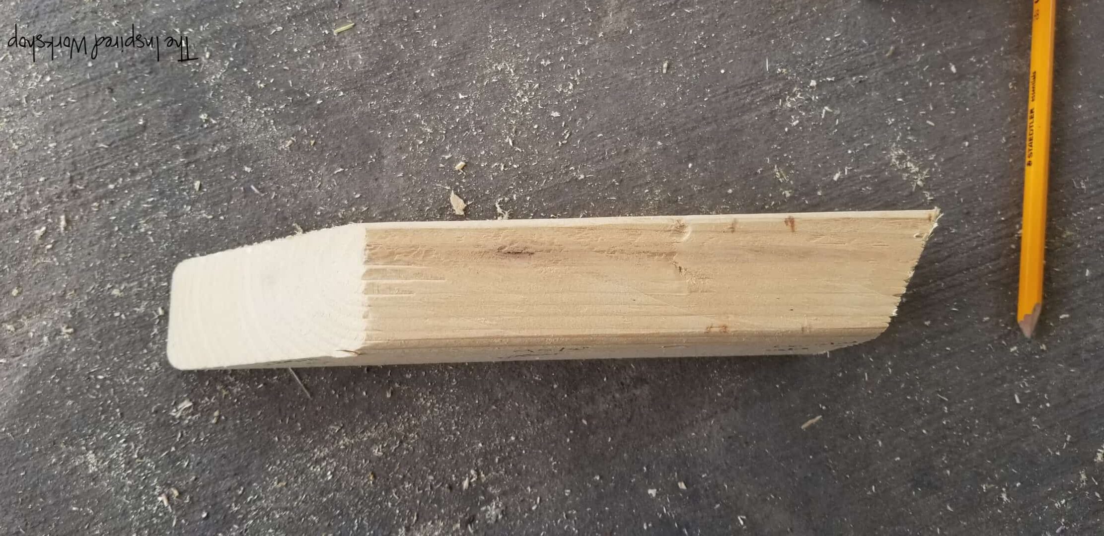 Top view of the bottom board of the round side table