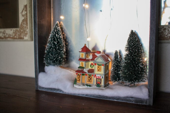 DIY Christmas Shadow Box - how to make a shadow bo