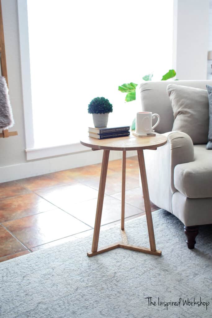 DIY Small Side Table with three legs and a round top