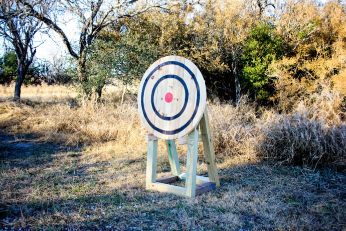 How to make your own axe throwing target