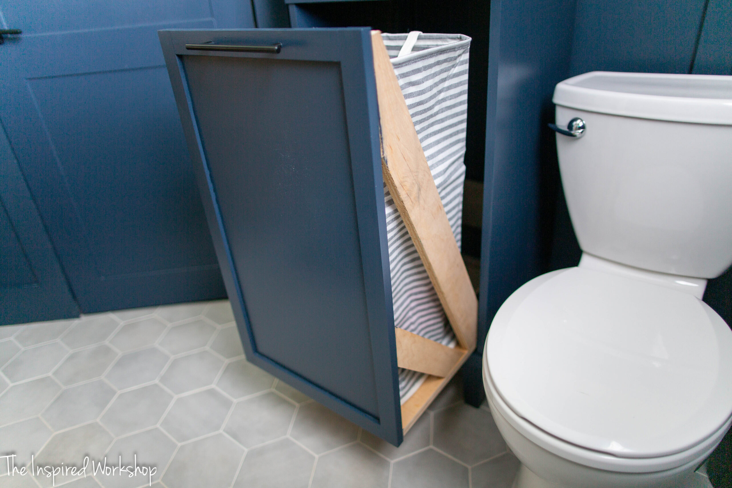 pull out laundry hamper