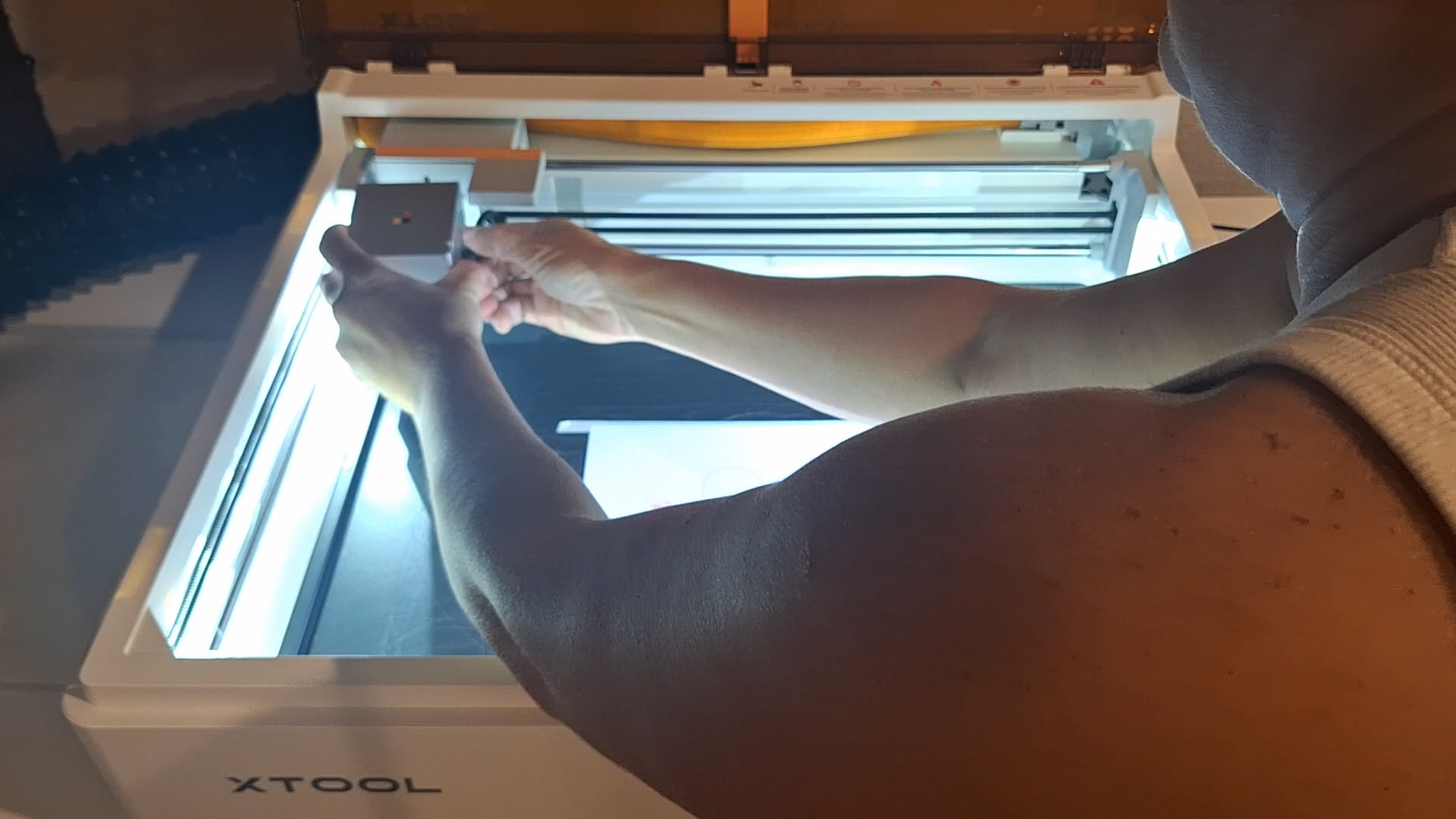 removing the print module from the xtool m2